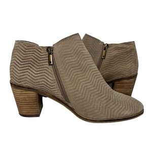Lucky Brand Pickla Ankle Boots Booties Heels Chevron Leather Suede Taupe Size 8
